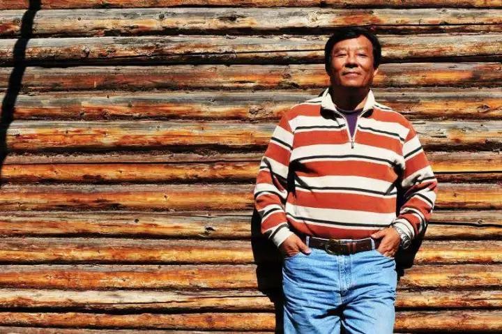 用赤子之心见证西部美丽